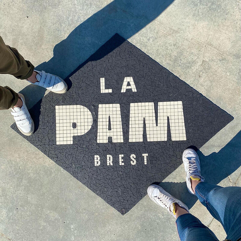 La Pam logo Mosaic