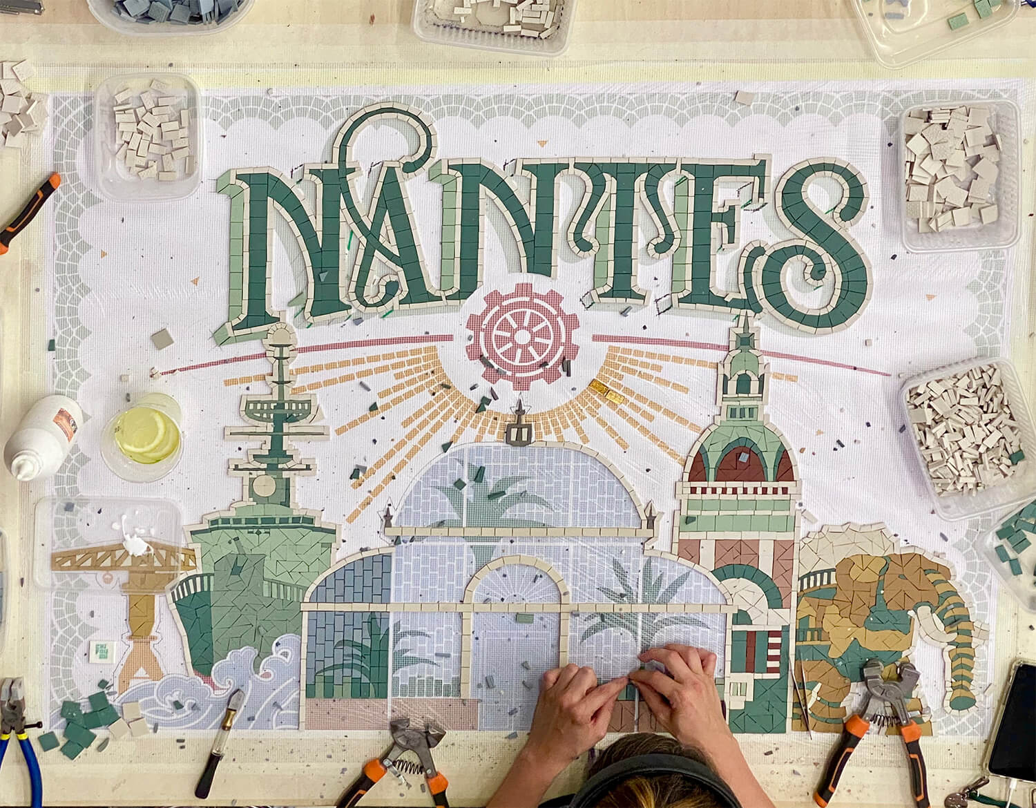French mosaic artist in Nantes